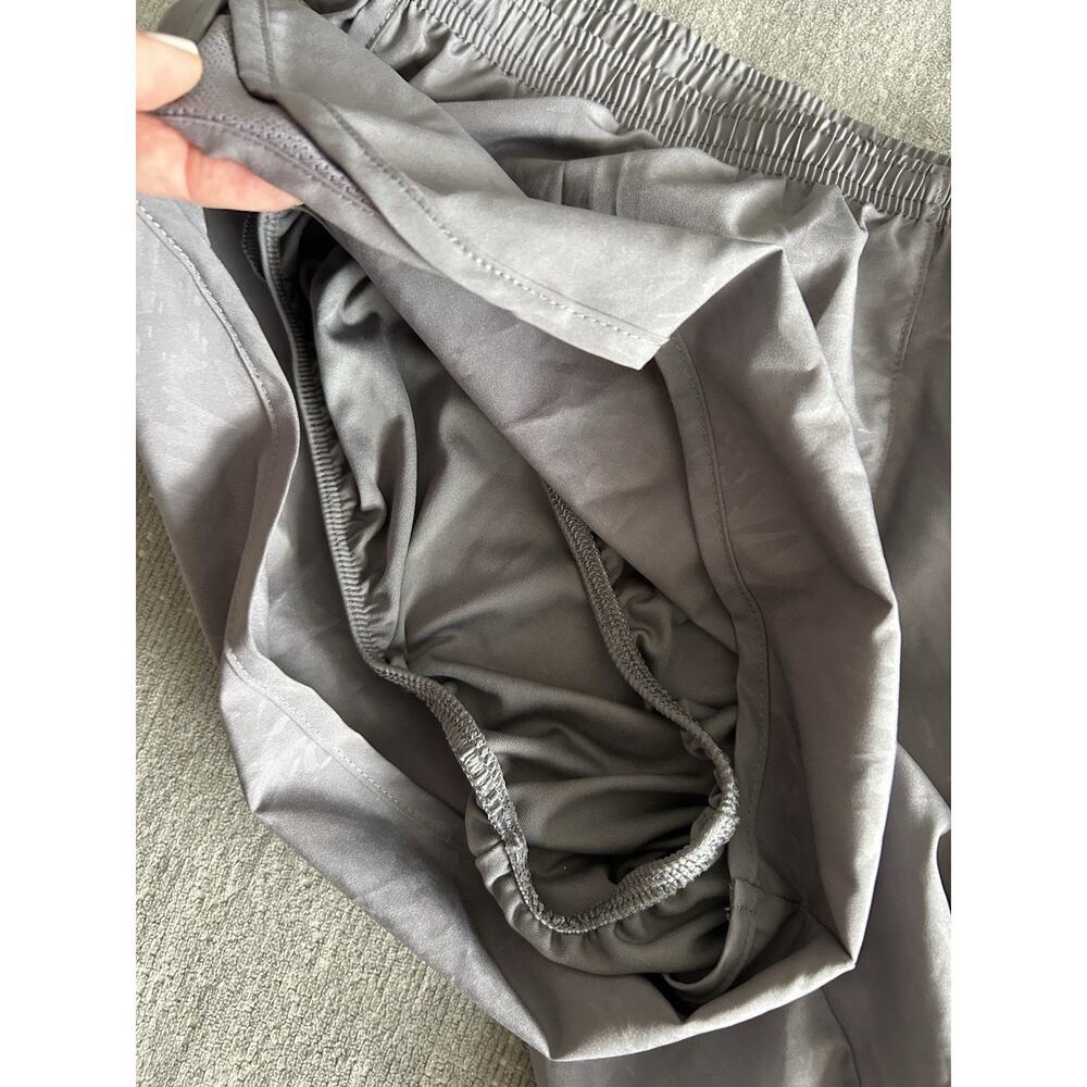 Nike Womens Shorts M Dri Fit Running Track Gray Lightweight - Picture 8 of 10